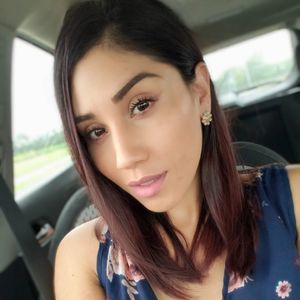 Meet your Posher, Eva